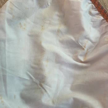 5000 TL’lik Mayo Tek Yıkamada Boya Akıttı Vücudumu Boyadı