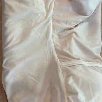 5000 TL’lik Mayo Tek Yıkamada Boya Akıttı Vücudumu Boyadı