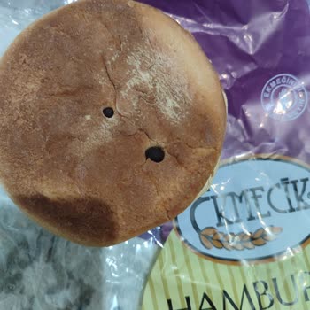 Başak Gıda Ekmecik  Markalı Hamburger Ekmeğinde Belirsiz Cisim Şikayeti