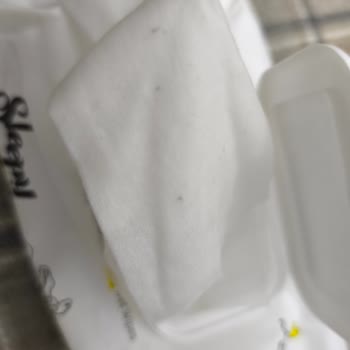 Aldığım Sleepy Islak Mendilde Küf Ve Siyah Lekeler Çıktı