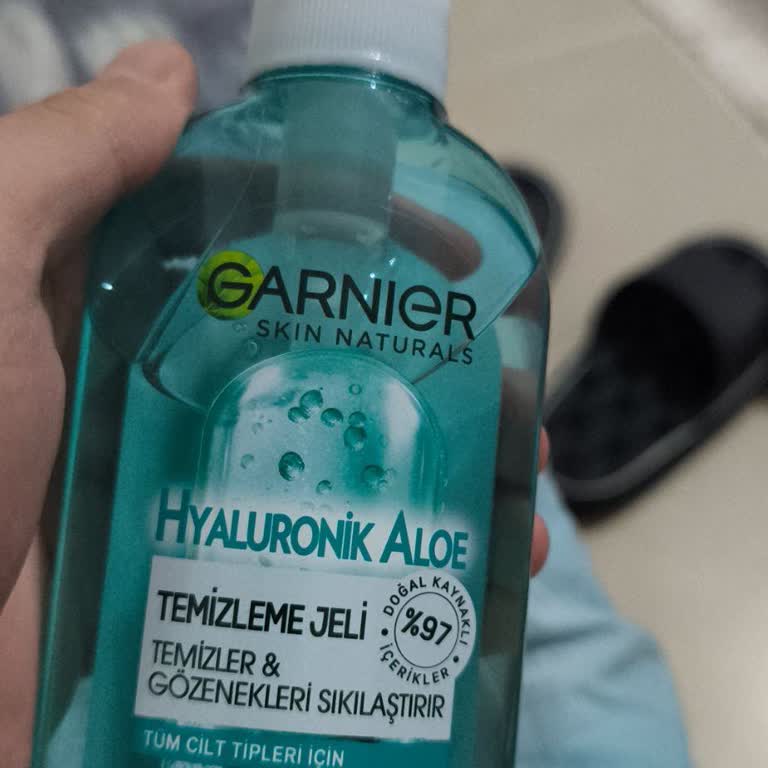 Ciltte Kuruluk Ve Tahrişe Yol Açan Garnier Temizleme Jeli