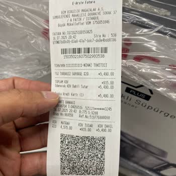 BİMden Alınan Süpürgenin Kutusundan Eksik Başlık Çıkması Mağduriyet Yaşattı