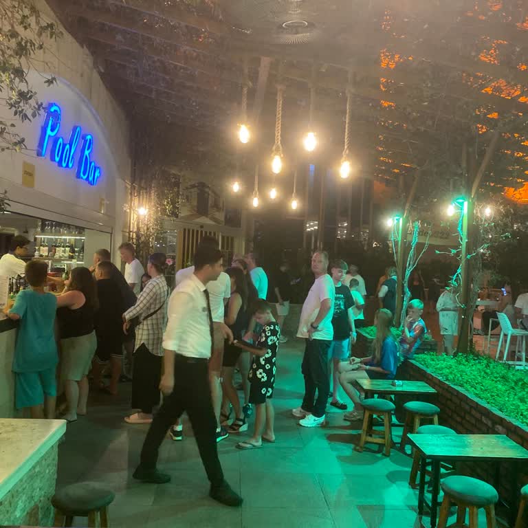 Bar Bölümünde Uzun Süre Beklemek Artık Normalleşmiş