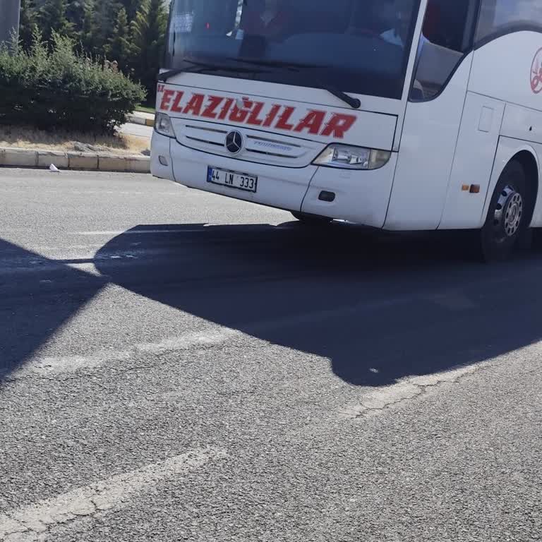 Otobüs Şoförünüzün Trafikte Tehlikeli Davranışı Ve Fiziksel Saldırısı