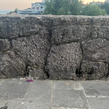 Biletixten Alınan Biletlerle Sahneyi Göremediğimiz Oturma Yerlerine Yönlendirildik