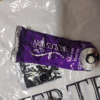 Yanlış Saç Boyası Satışı Ve Mağaza Yetkililerinin Sorumsuz Davranışı