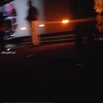 Metro Turizm Şirketinin Arabası Bozuldu Ve Muavin Bize Bağırıyor