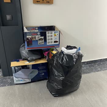 Yüksek Aidatlara Rağmen Hizmet Eksikliği Ve Temizlik Sorunları