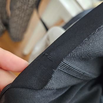 Cengiz Aktürk Nişan Elbisesindeki Tasarım Hatası Sağlık Sorunlarına Yol Açtı!