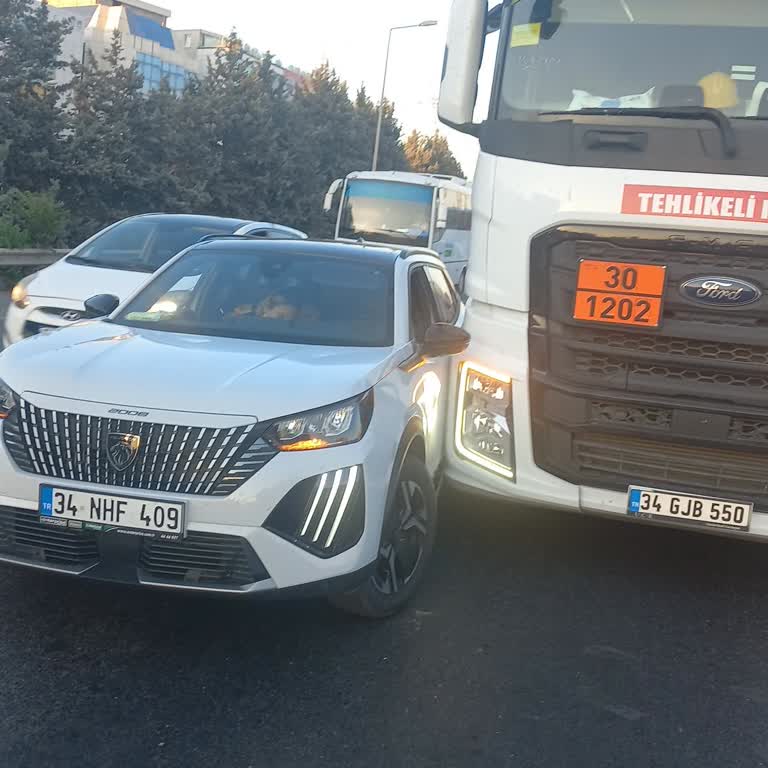 Kaza Sonrası İkame Araç Ve İletişim Sorunu: Tatilimiz Mağduriyetle Geçti