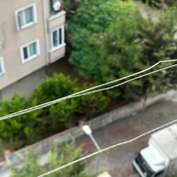 Beş Gündür Patlayan Altyapı Borusu Su İsrafına Ve Mağduriyete Yol Açıyor