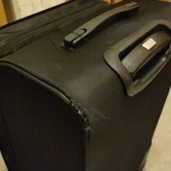 Pegasus beschädigt mein Gepäck und verlangt unmögliche Nachweise statt zu helfen