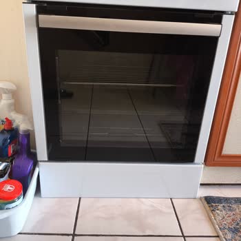 Fırın Ayakları Eksik, Müşteri Hizmetleri Cevap Vermiyor