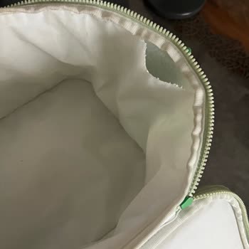 İki Kullanımda Hasar Gören Soğutucu Çantada Garanti Desteği Sağlanmadı