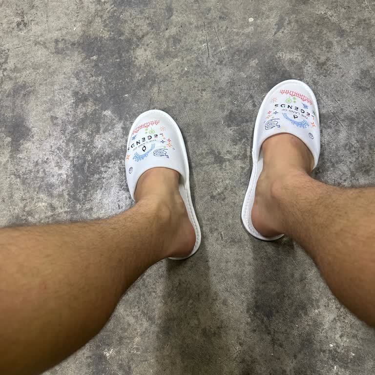 Saatlerce Sıra Bekledim Terliğim Çalındı Yönetim İlgisizdi