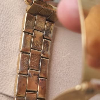 Aldığım Saat Sahte Çıktı, Kısa Sürede Paslandı Ve Yaralanmaya Sebep Oldu