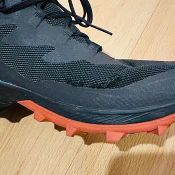 Az Kullanılan Ayakkabının Hızla Deforme Olmasına Çözüm Bekliyorum