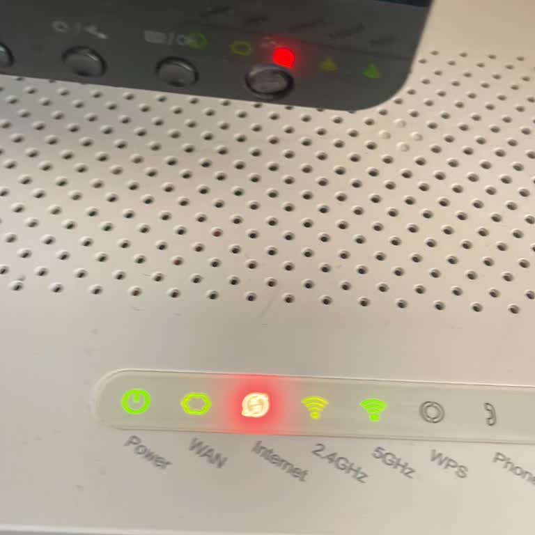 İnternet Kesintisi Ve Tutarsız Müşteri Hizmetleri Deneyimi