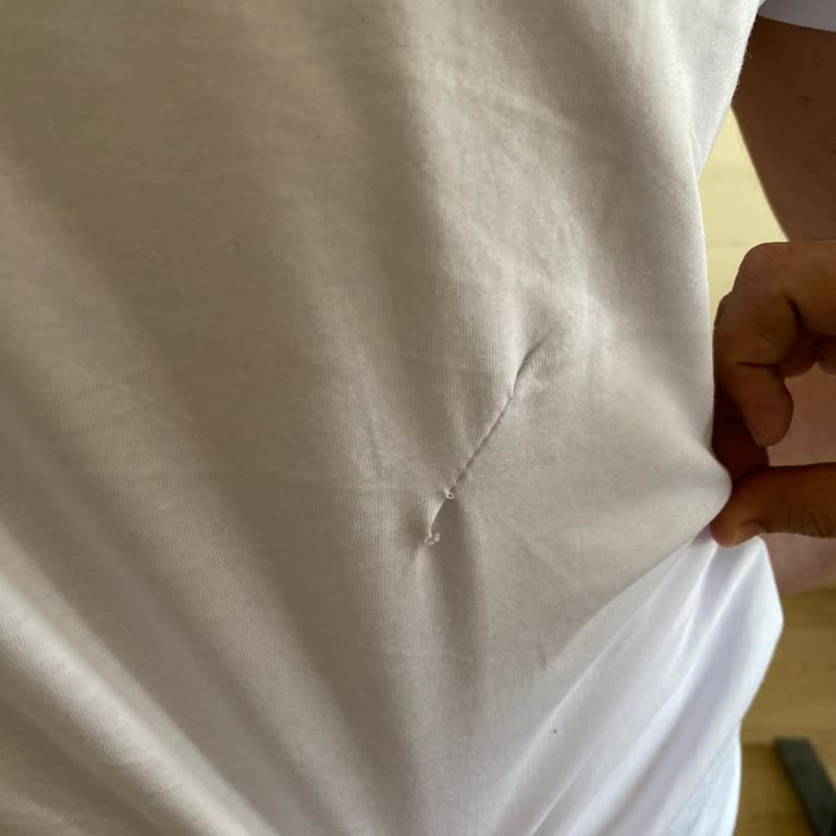 Kusurlu T-shirtü Elle Dikip Gönderdiler İade Kabul Edilmiyor