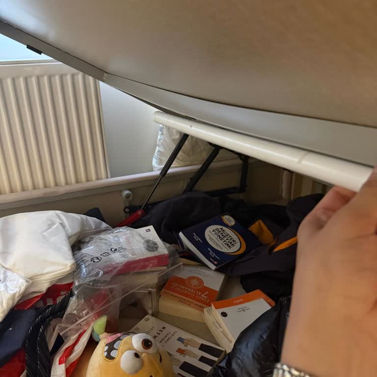 Baza Ve Koltuk Teslimatında Uzun Bekleme Ve İletişim Eksikliği