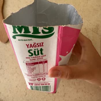 Süt Kutusundan Çıkan Yabancı Maddeyle Yaşadığım Mağduriyet