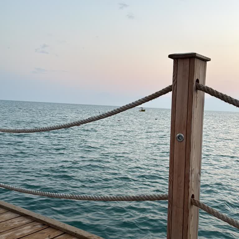 Otel Yönetimi Ve Acente Ücret İadesi Konusunda Yardımcı Olmadı