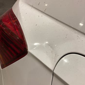 Shell İstasyonunda Personel Hatası Sonucu Araç Kaportam Zarar Gördü