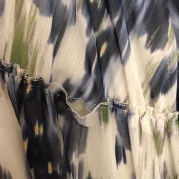 Defolu Elbiseyi İade Yerine Zorla Değişime Gönderdiler