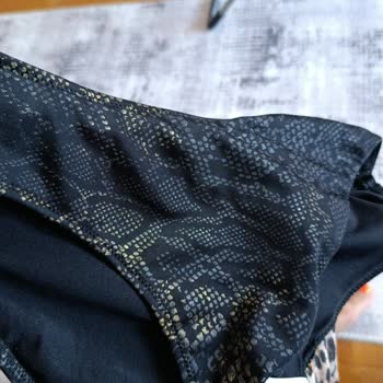 Bikini Simleri Dökülüyor, Mağaza Değişim Talebimi Reddetti