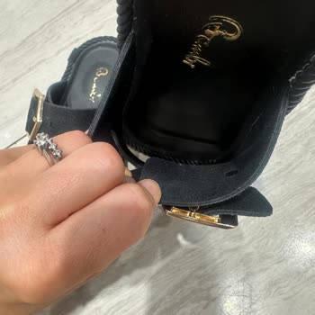 İlk Kullanımda Boya Veren Terlik İçin İade Talebim Reddedildi