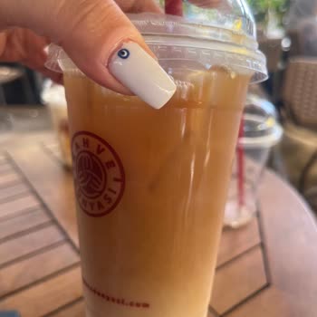 Kahve Dünyası Mark Antalya Şubesinde Kötü Hizmet Ve Temizlik Sorunu