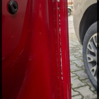 Peugeot 2008 Kapı İçlerinde Boya Atması Ve Yetersiz Servis Desteği