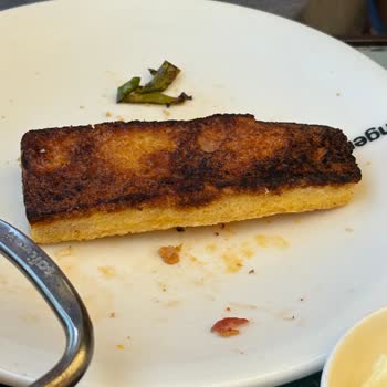 Kahvaltıda Hijyen Ve Servis Sorunları Yaşadık, Memnun Kalmadık