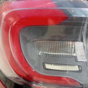 Ford Puma'da Far Ve Stop Lambalarında Tekrarlayan Çatlak Sorunu