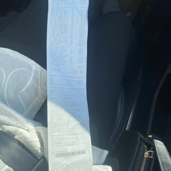 Kasa Görevlisinin Davranışları Hakkında Şikayet