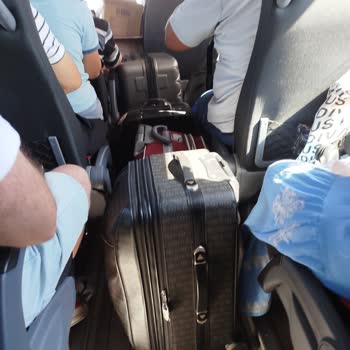 Valiz Ve Çantalar Yolcu Koltuklarını İşgal Ediyor!