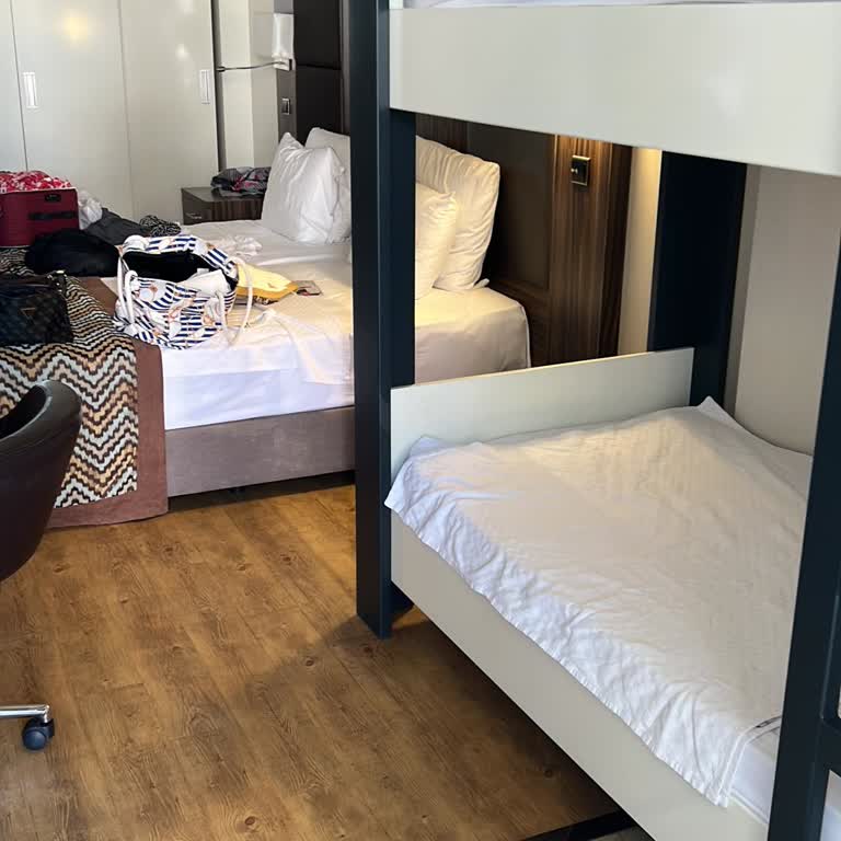 Oda Ve Hizmet Sorunları Nedeniyle Tatilimiz Hayal Kırıklığına Dönüştü