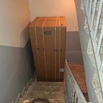 Kurulum Hizmeti Gecikiyor, Evimizin Girişi Kapalı Kaldı