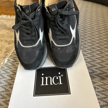 Ayakkabı Tabanında Çökme Ve Yetersiz İnceleme Deneyimi