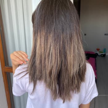 Tesettür Nur Kuaför (Ankara) Kaşlarımı ve Saçımı Mahvetti