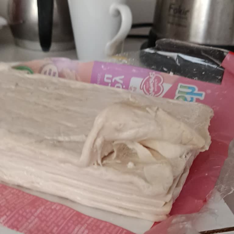 Milföy Hamurunda Katların Yapışması Sorunu