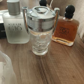 Yanlış Ve Hasarlı Parfüm Gönderimi, İletişimsiz Satıcı