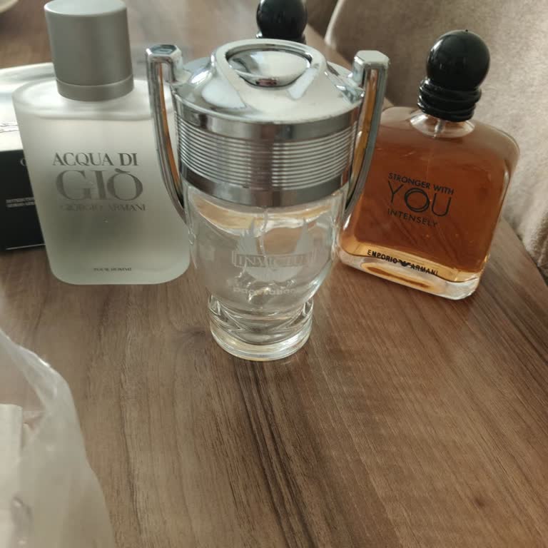 Yanlış Ve Hasarlı Parfüm Gönderimi, İletişimsiz Satıcı