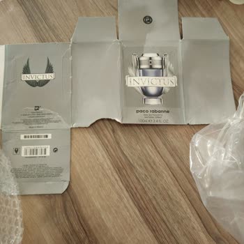 Yanlış Ve Hasarlı Parfüm Gönderimi, İletişimsiz Satıcı