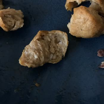 Dondurulmuş Köftede Kemik Ve Yabancı Maddelerle Karşılaştım