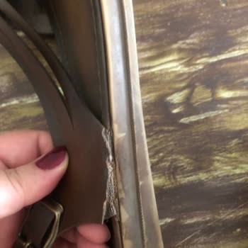 Yanıltıcı Hakiki Deri İbaresiyle Satılan Ayakkabının Kalitesiz Çıkması