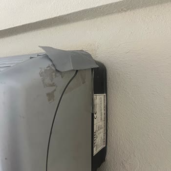 Airbnb Kiraladığımız Evin Kötü Durumu Ve İletişim Sorunları Tatilimizi Mahvetti