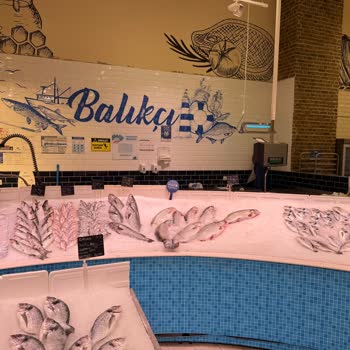 CarrefourSA Balık Reyonunda 25 Dakika Boyunca Çalışan Bekletilmesi