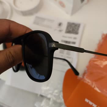 Sipariş Edilen Gözlük Yanlış Renk Gönderildi, Mağaza Personeli İlgisiz Davrandı