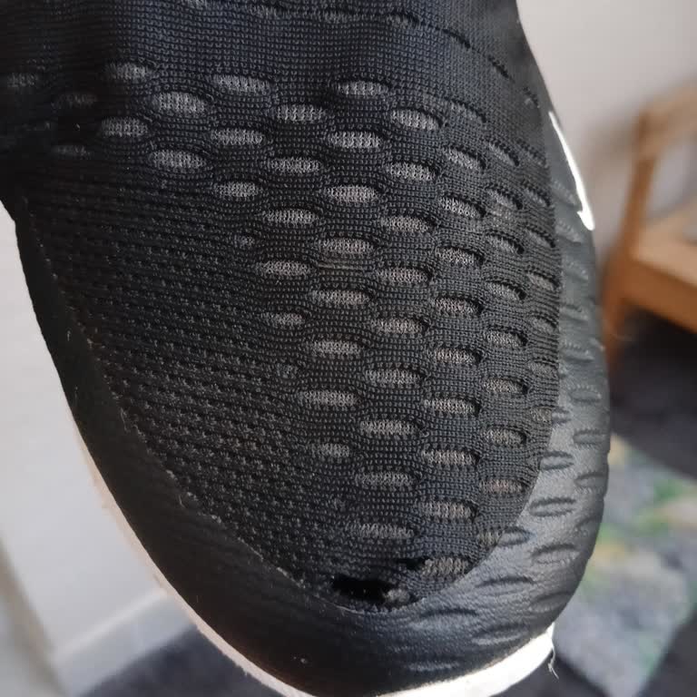 Yeni Alınan Ayakkabının Kısa Sürede Yırtılması Ve İade Reddi Mağduriyeti